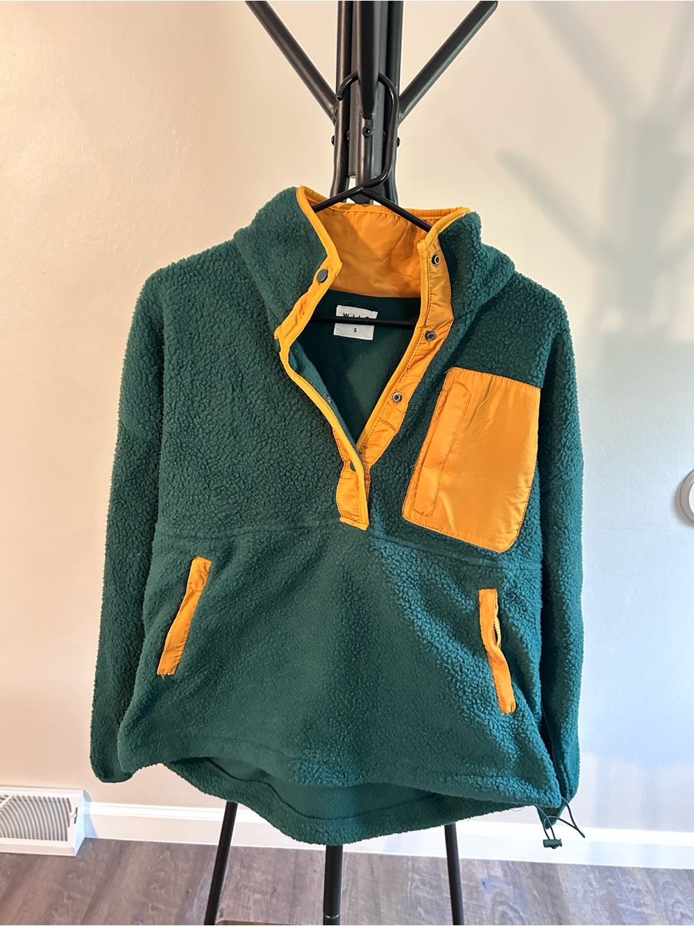 Wilo the label pullover